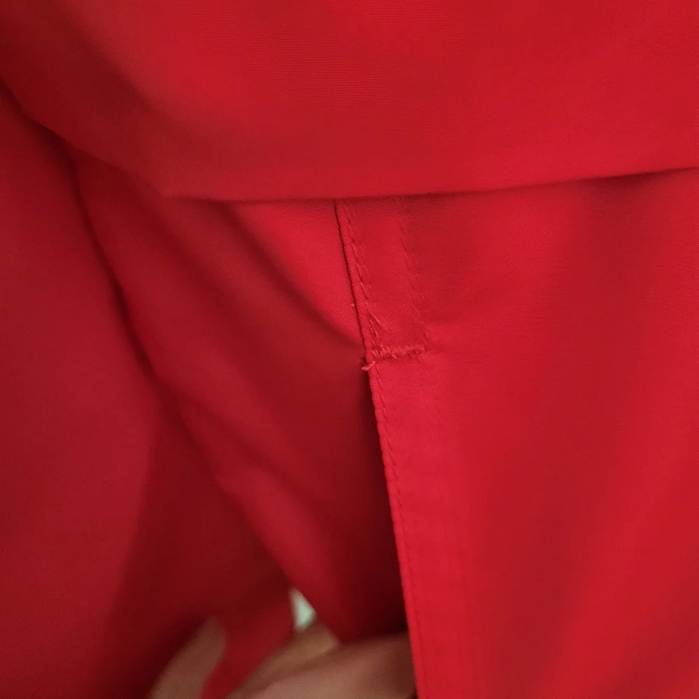 Champion Youth Medium 7/8 Windbreaker‎ Rain Jacket Lightweight Packable Red